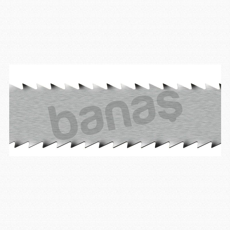7018